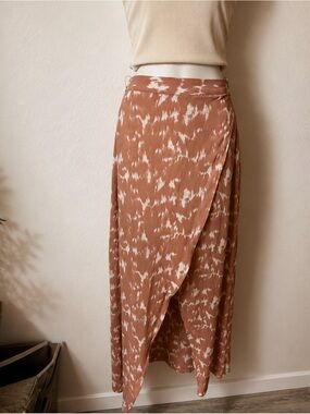 Forever 21 -  Skirt